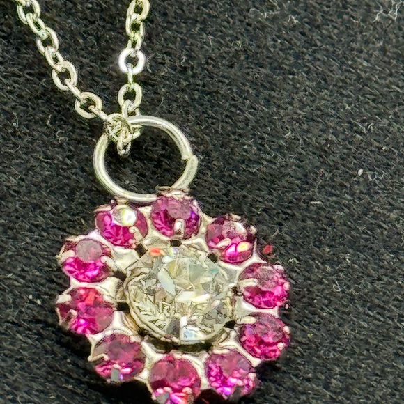 Crystal Flower Necklace made with Swarovski Crystals - Picture 4 of 13